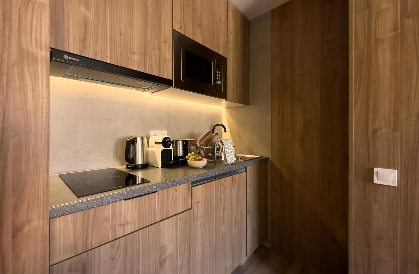 Apartment Oasis Suites Near Picasso Museum Barcelona